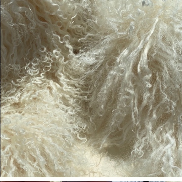 UGG Sheepskin Vest - Picture 4 of 6